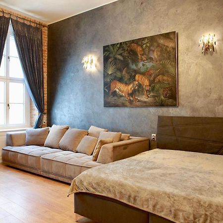 Heart In The Old Town Apartment Bratislava Luaran gambar